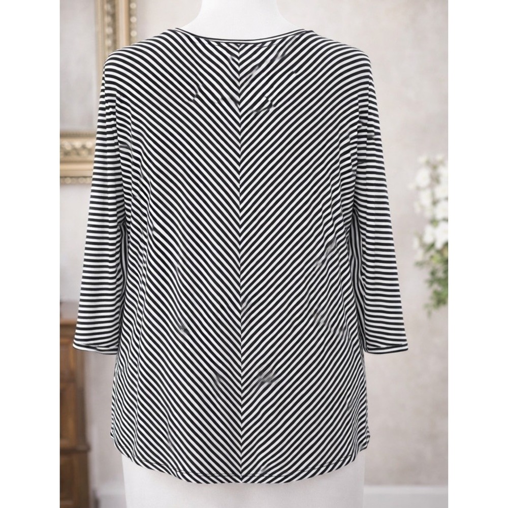 Chico's Striped Knit Top Size 3 XL Black White 3/4 Sleeve High-Low Hem - Picture 2 of 12